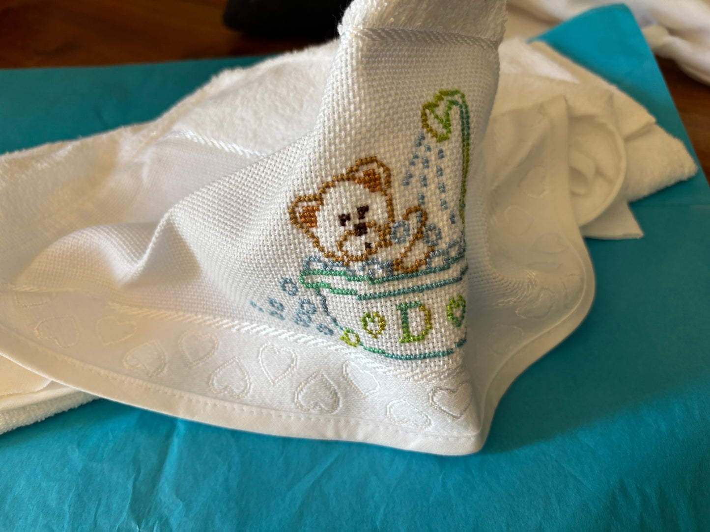 Toalla capucha bebe  bordada personalizada