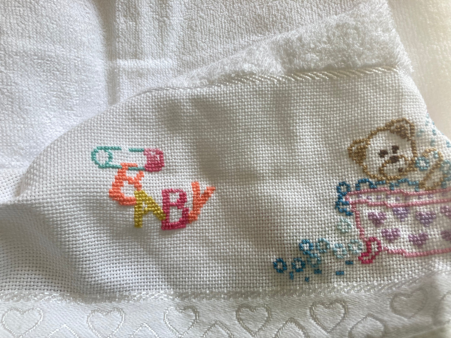 Toalla capucha bebe  bordada personalizada