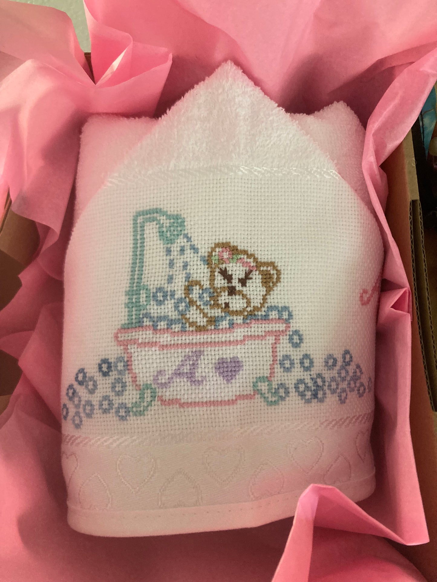 Toalla capucha bebe  bordada personalizada
