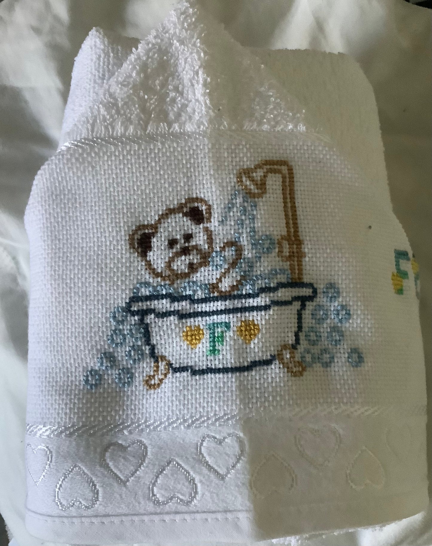 Toalla capucha bebe  bordada personalizada
